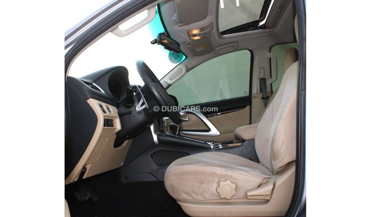 Mitsubishi Montero Mitsubishi Montero sport 2019 gray GCC excellent condition without accident