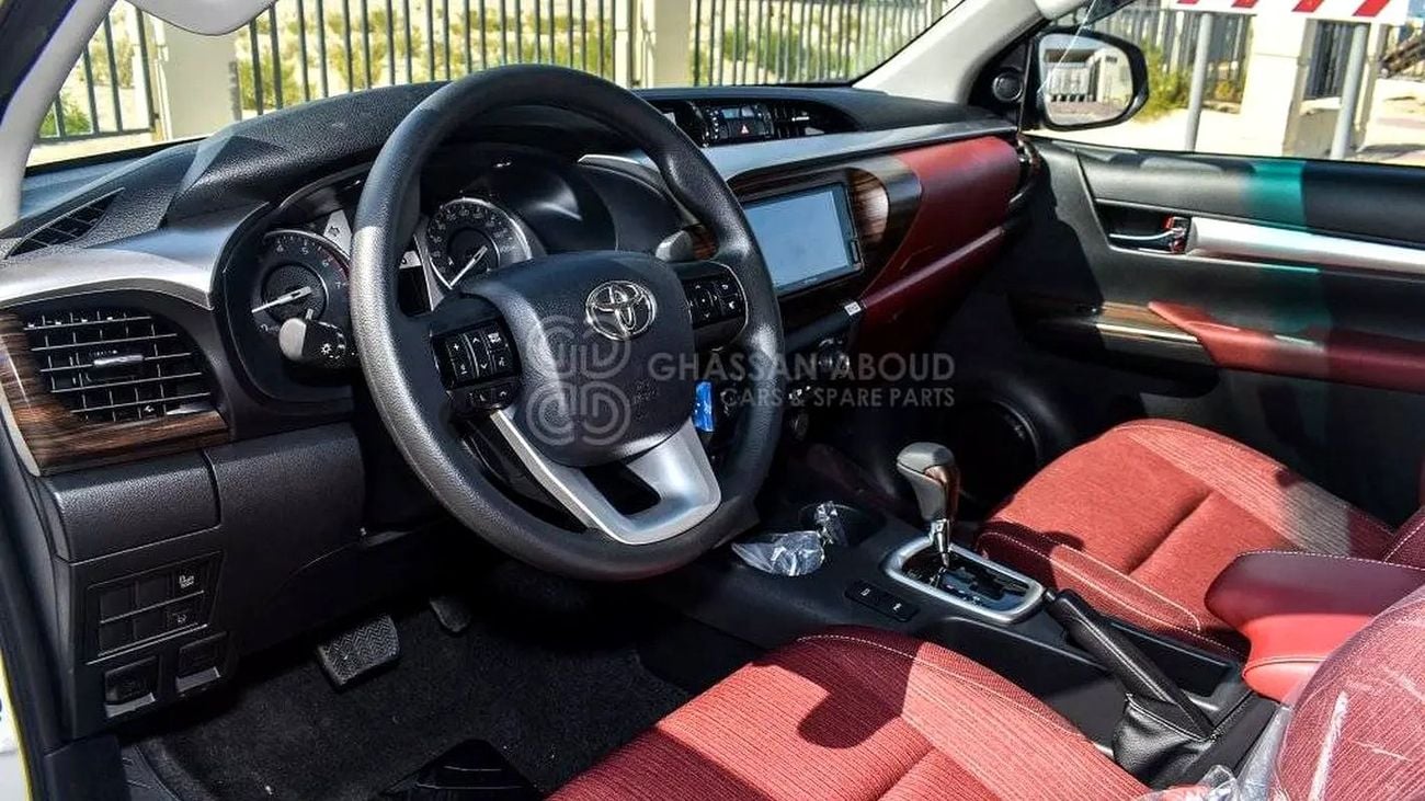 Toyota Hilux Toyota Hilux, 2.7L,4x4, Petrol, MY2025