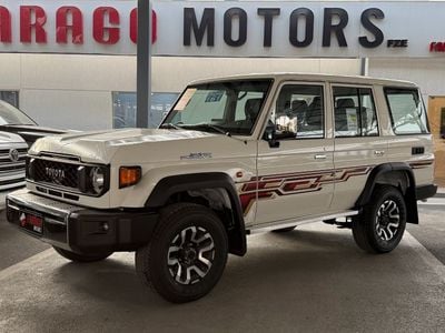 تويوتا لاند كروزر 70 GDJ 76 2.8 DIESEL M/T **التصدير فقط خارج الخليج***