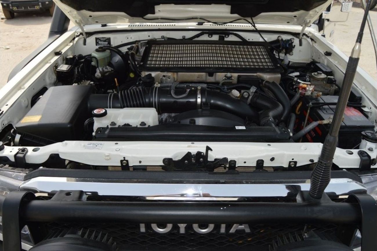 Toyota Land Cruiser Pick Up Double cabin