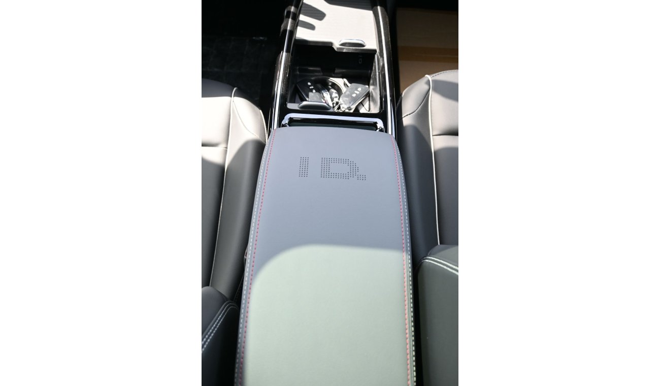 فولكس واجن ID.4 فولكس فاجن ID4 Pure Plus X FWD 5 أبواب ، لون أحمر ، محرك كهربائي موديل 2021 ، عجلات ألمنيوم مقاس 20 