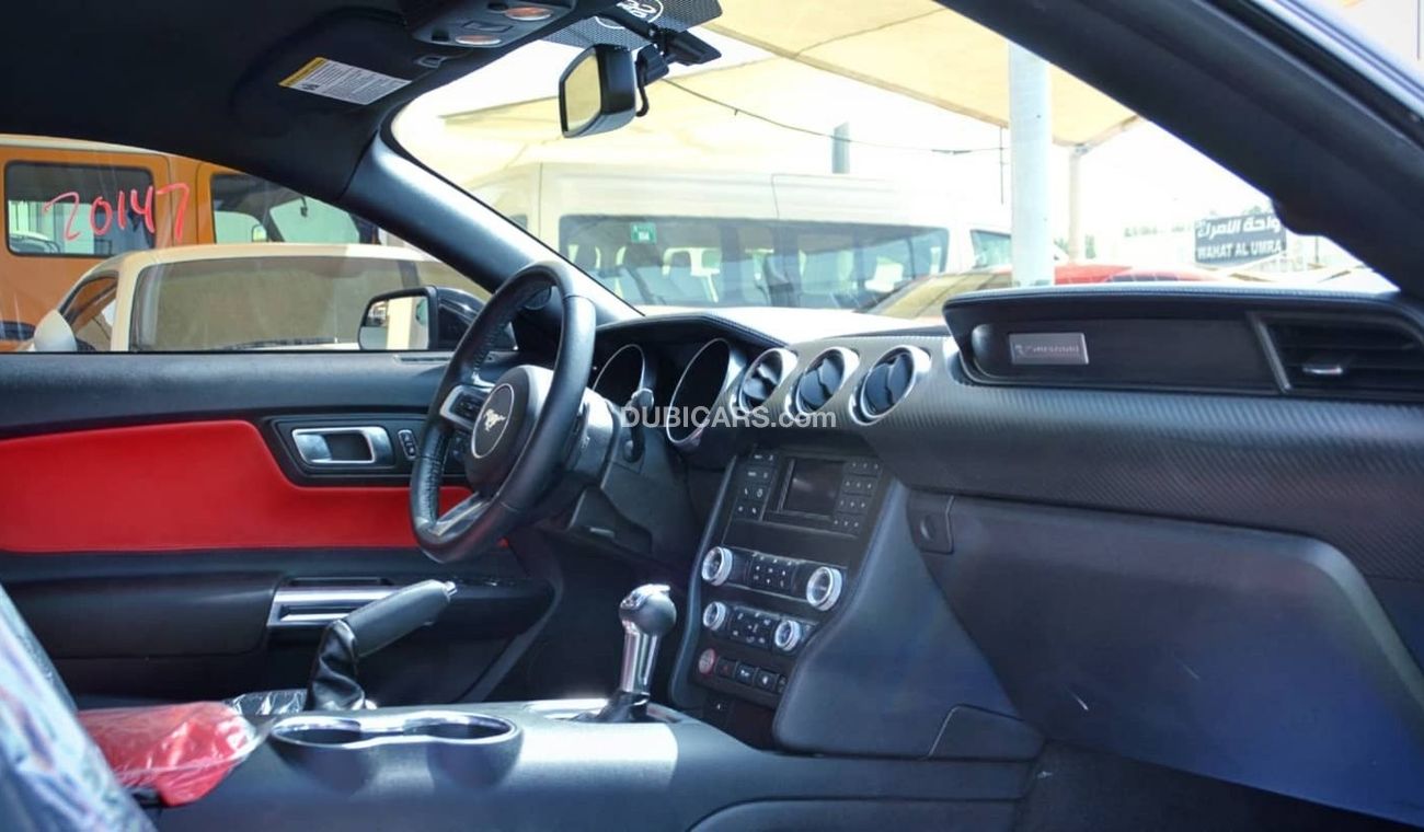 Ford Mustang MUSTANG Eco-Boost V4 2.3L 2019/Turbo/Shelby kit/ Leather Interior/ Very Good Condition