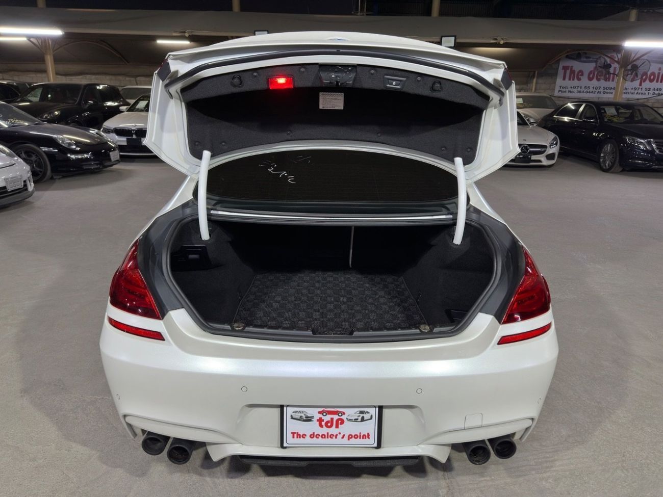 BMW M6 2016 4.4L | ONE OF ONE M6 | COMPETITION PACKAGE | CARBON CERAMIC BRAKES | FULLY LOADED