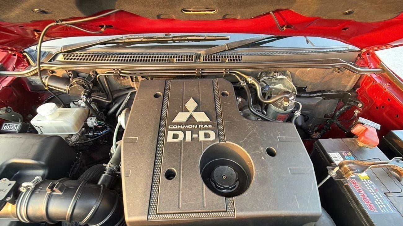 ميتسوبيشي باجيرو -