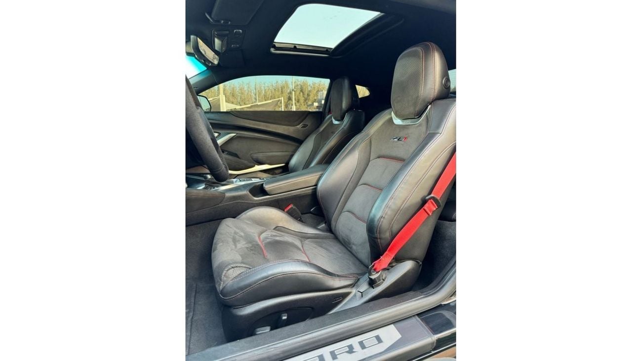 Chevrolet Camaro CHEVROLET CAMARO ZL1 GCC 2020  FULL OPTION FULL SERVICE HISTORY PERFECT CONDITION