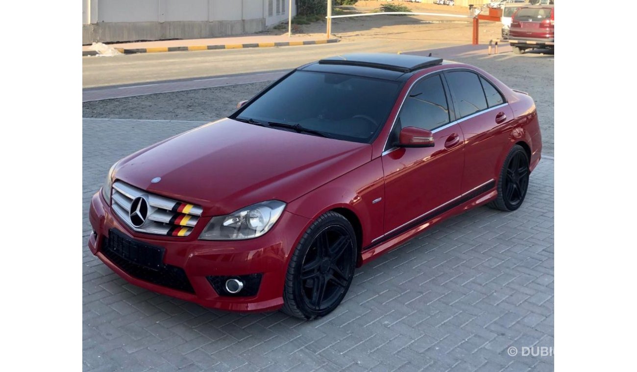 Mercedes-Benz C200