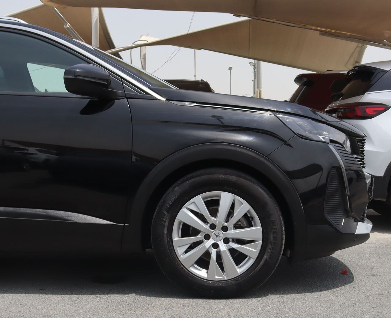 بيجو 3008 بيجو 3008 خليجى بحاله ممتازه محرك 1.6 سى سى وممشى 56000 كم وسعر 52000  درهم