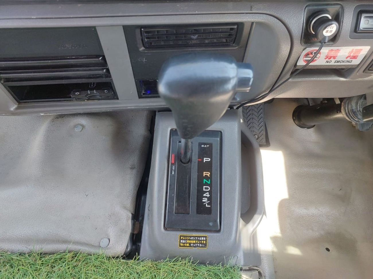 Toyota Coaster (RAMADAN OFFER) TOYOTA COASTER BUS RHD 2008 MODEL 4.0 L DIESEL AUTOMATIC(PM53925)