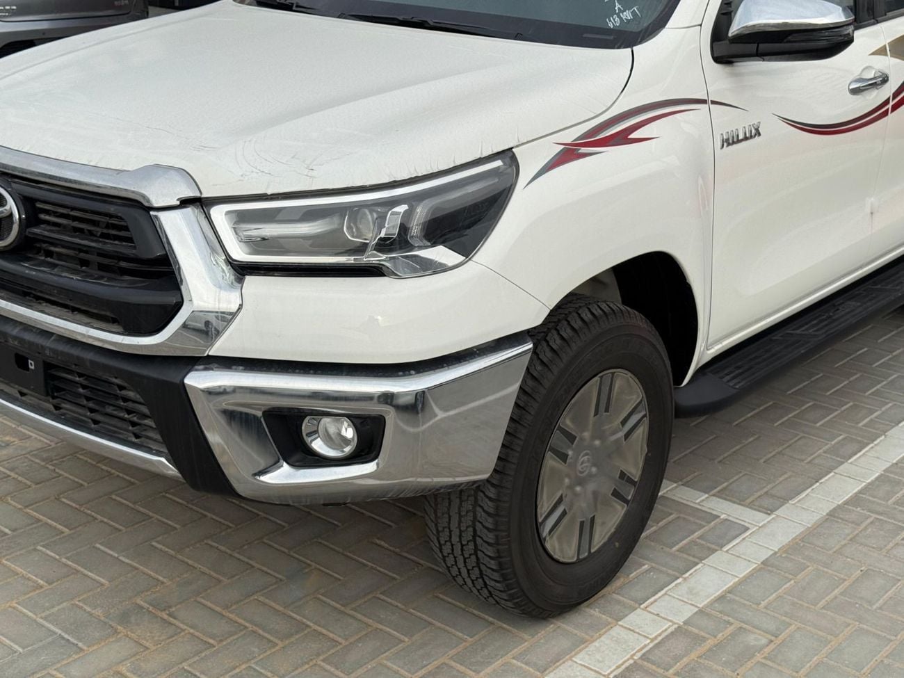 تويوتا هيلوكس 2.7L 4x4 DC HI(I) A/T PTR