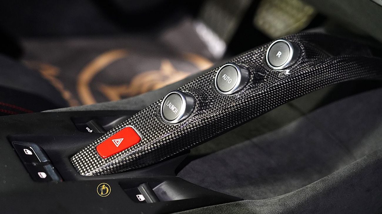 فيراري 812 GTS | LIMITED OFFER | FULL INTERIOR CARBON FIBER | NEW | V12 6.5L ENGINE | 789 HP