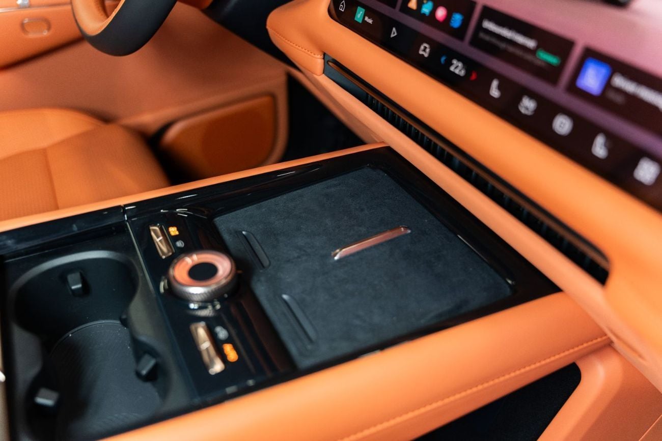 Lynk & Co 900 Lynk & Co 900 2.0 Ultra | Premium Hybrid | Full Option | Brand New