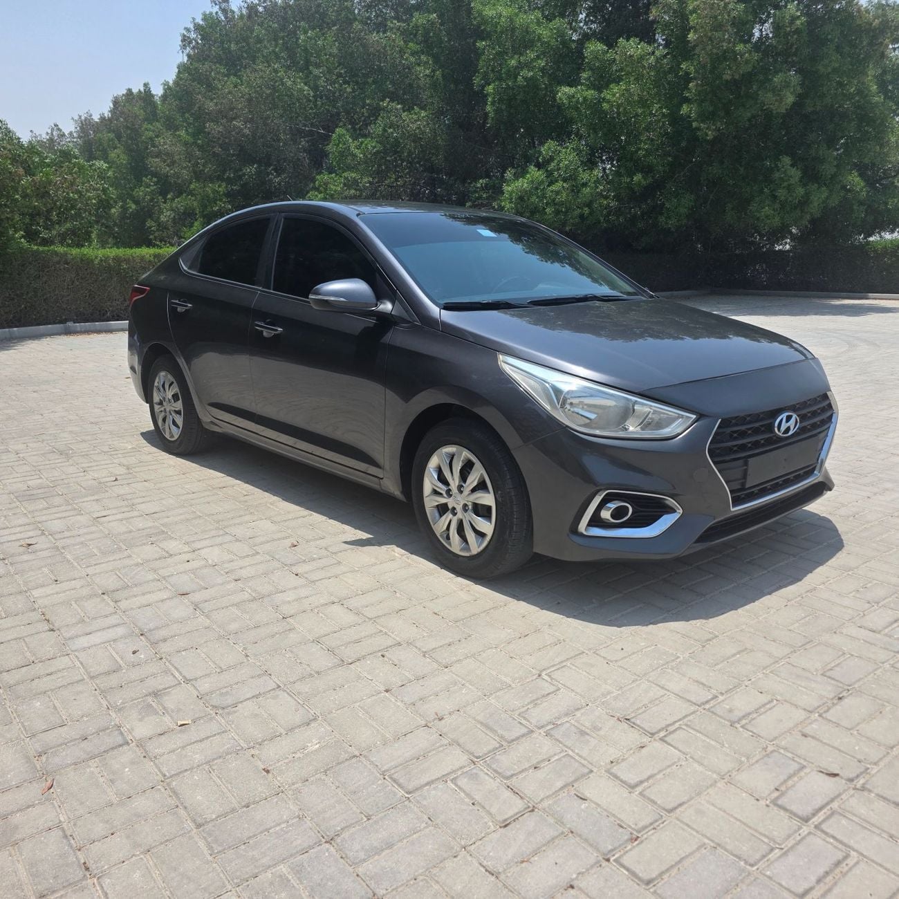 Hyundai Accent GL MID GL