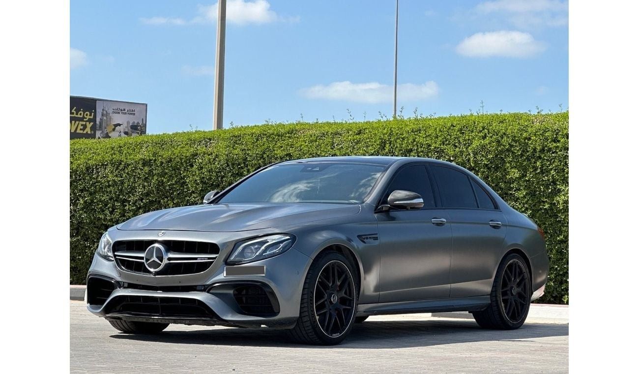 Mercedes-Benz E 63 AMG
