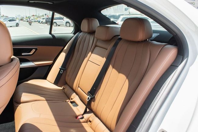 Mercedes-Benz E-Class, миниатюра 27