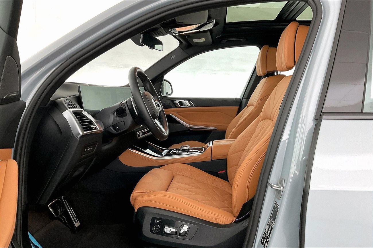 Nissan Sunny SV | 1 year free warranty | 0 Down Payment