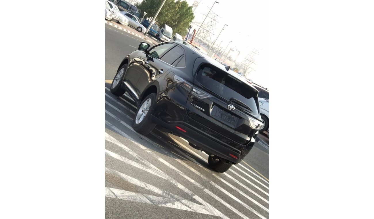 Toyota Harrier Toyota Harrier petrol Engine 2017 model black color