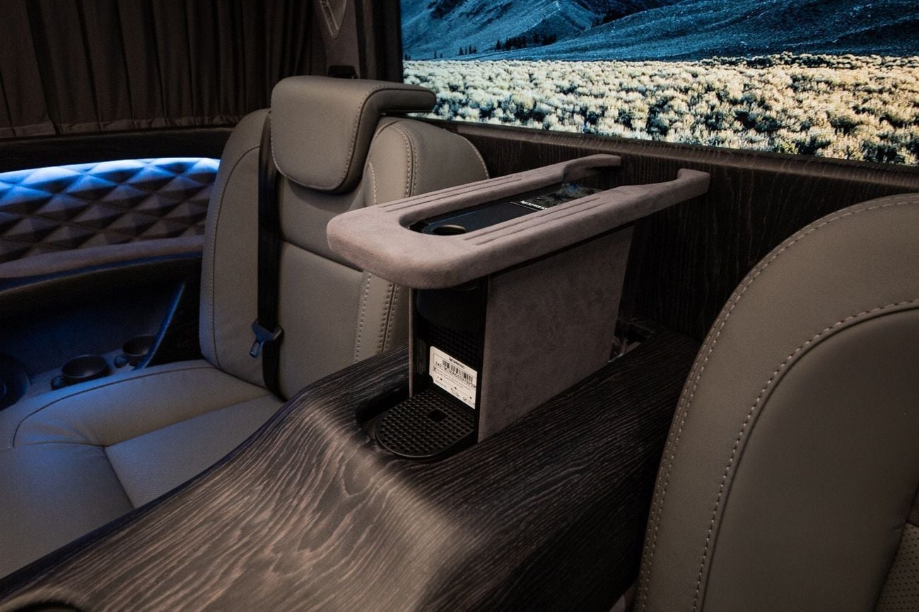 Mercedes Benz V300 AVANTGARDE ERTEX LUXURY CAR DESIGN CO. - 35th YEAR BOTTEGA