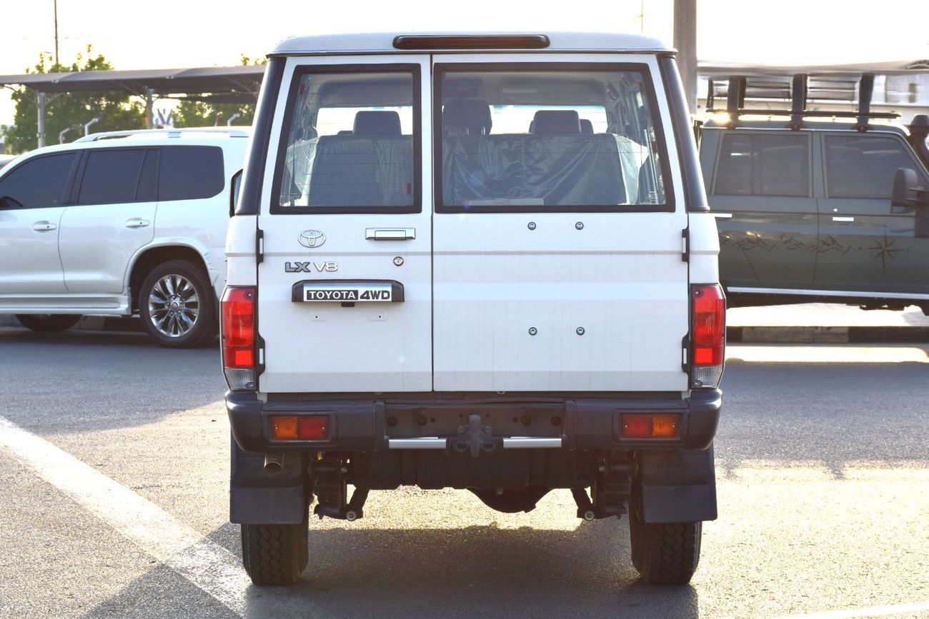 Toyota Land Cruiser LC 78 HARDTOP