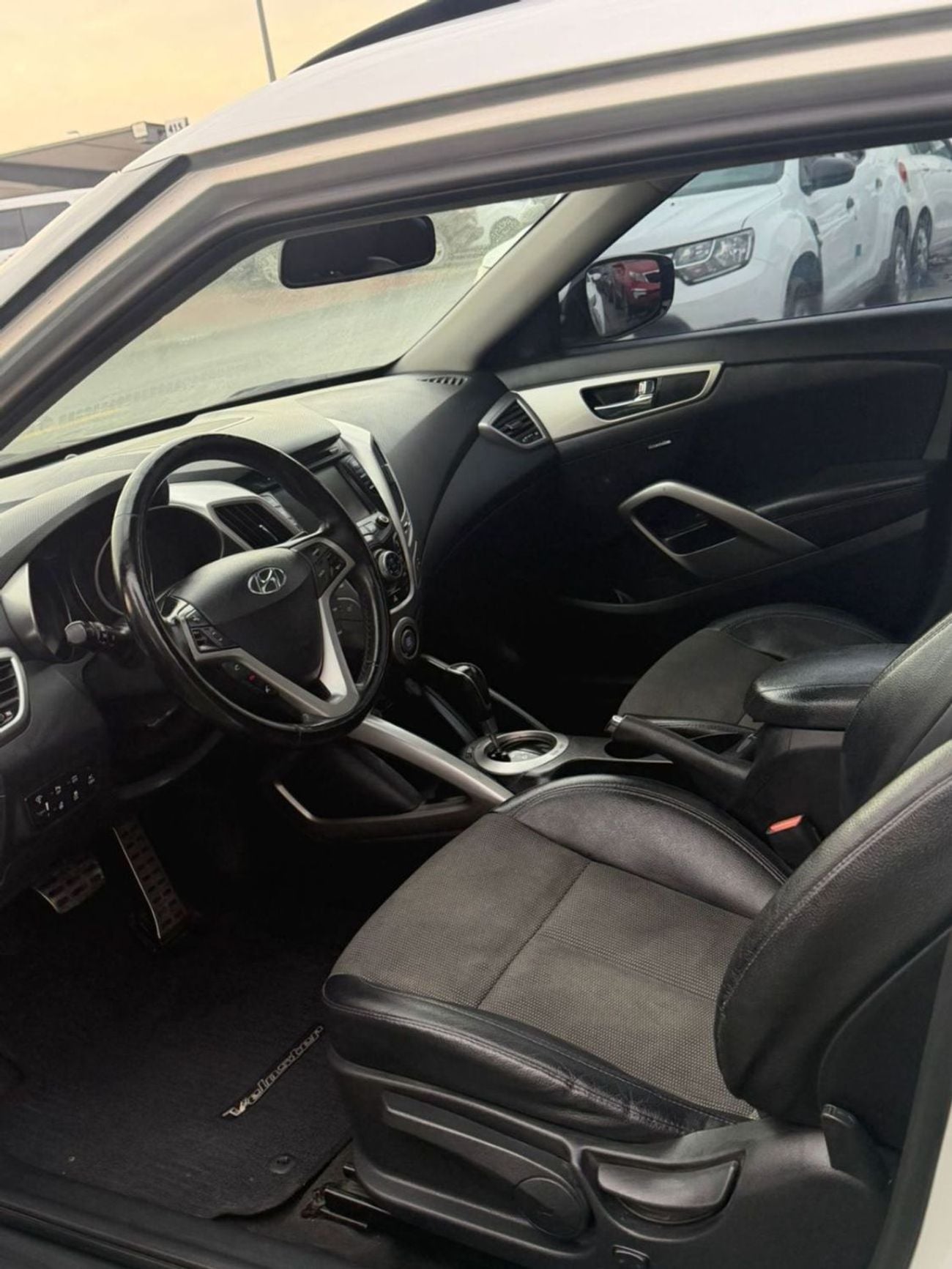 هيونداي فيلوستر فل بانوراما رقم 1 وارد