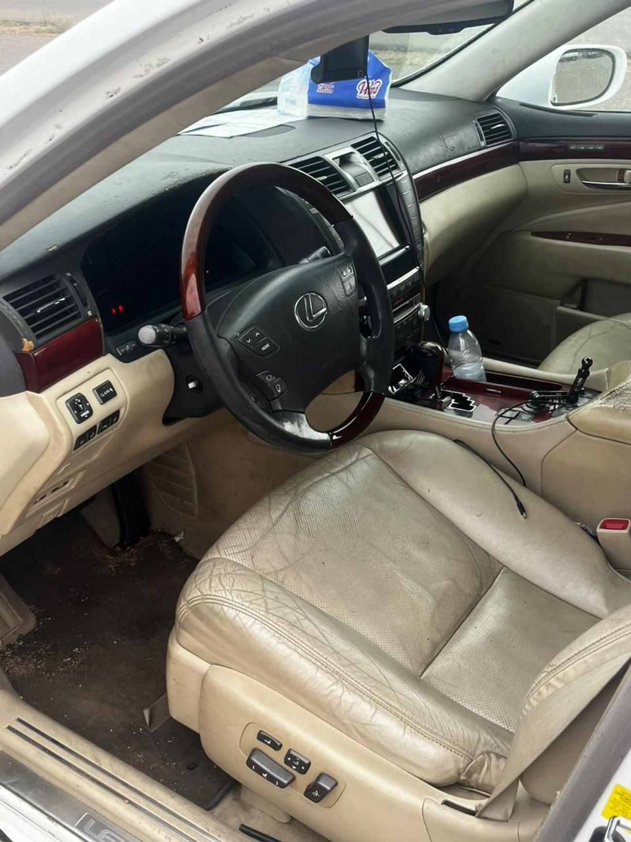 لكزس LS 460 LWB 4ST