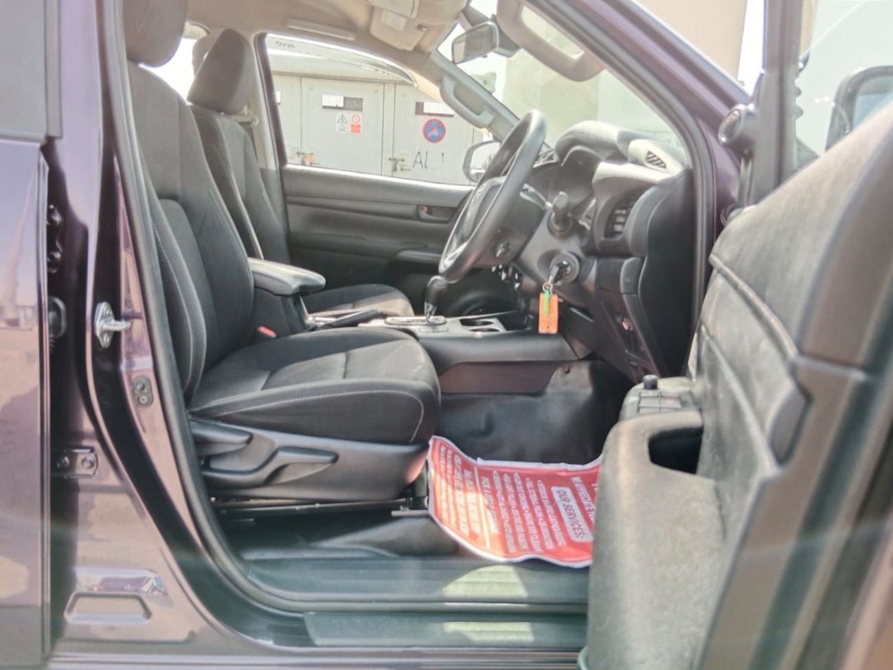 تويوتا هيلوكس TOYOTA HILUX PICK UP RIGHT HAND DRIVE (PM1413)