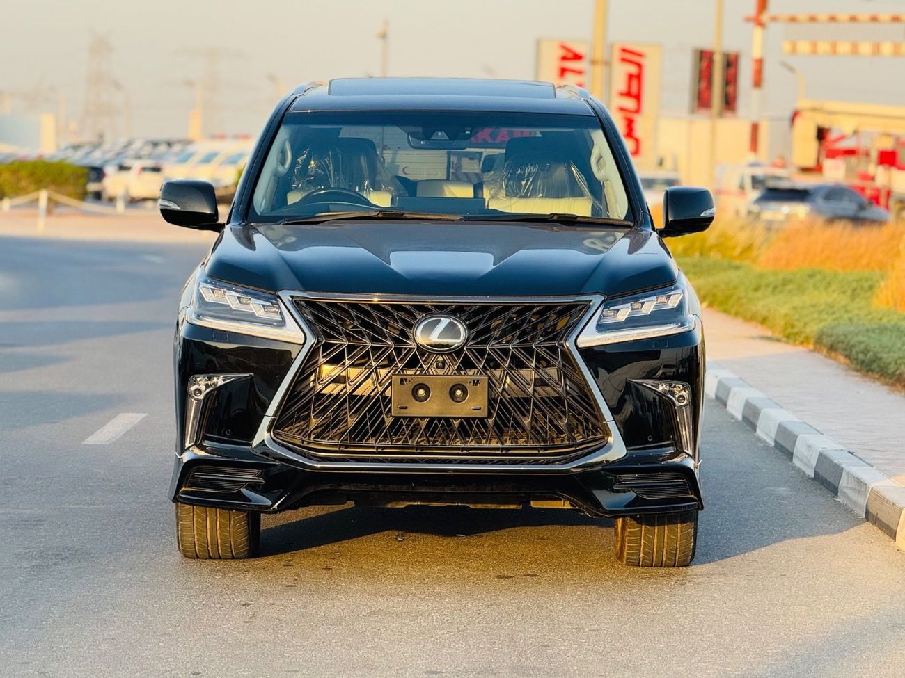 لكزس LX 570 RHD LEXUS LX570 FULL OPTION
