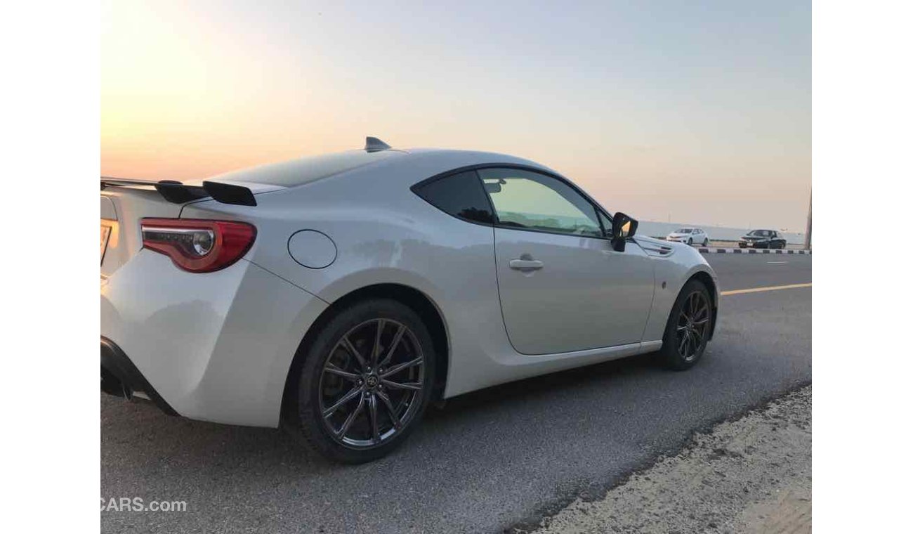 Toyota 86 full options manual gear very good condition