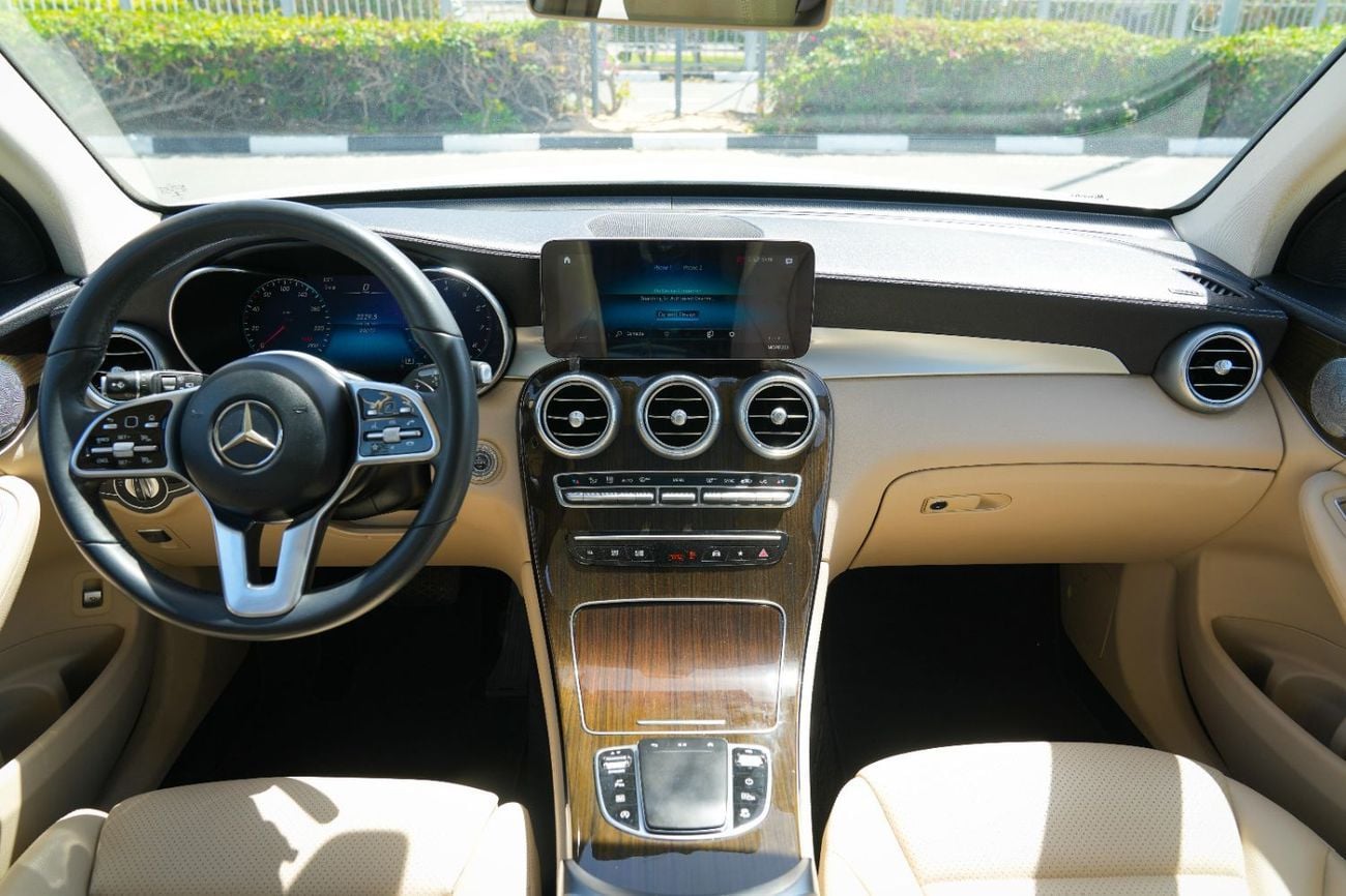 Mercedes Benz GLC 300 AMG