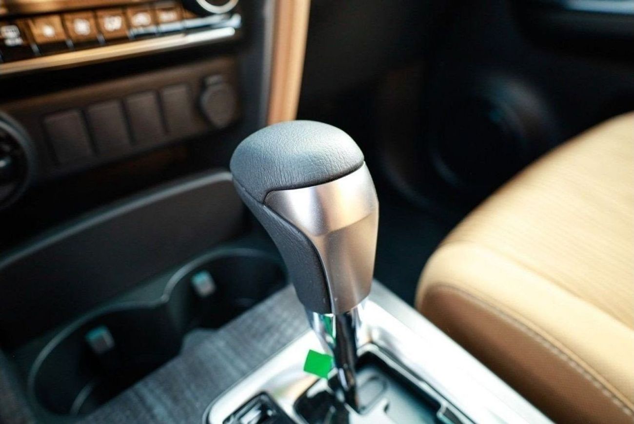 Toyota Fortuner TOYOTA FORTUNER 2.4L DIESEL MID OPTION 2024 MODEL