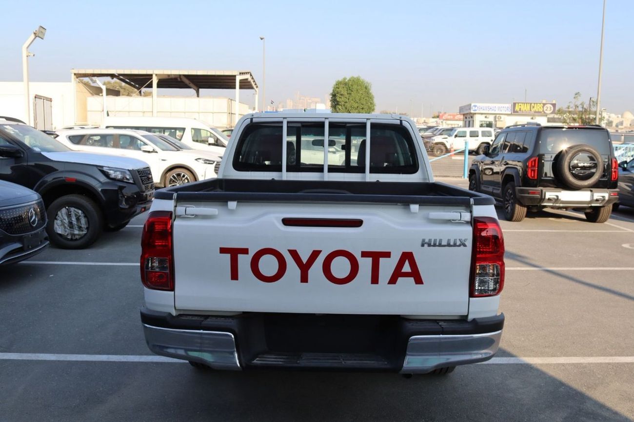 تويوتا هيلوكس DLS 2.7L
