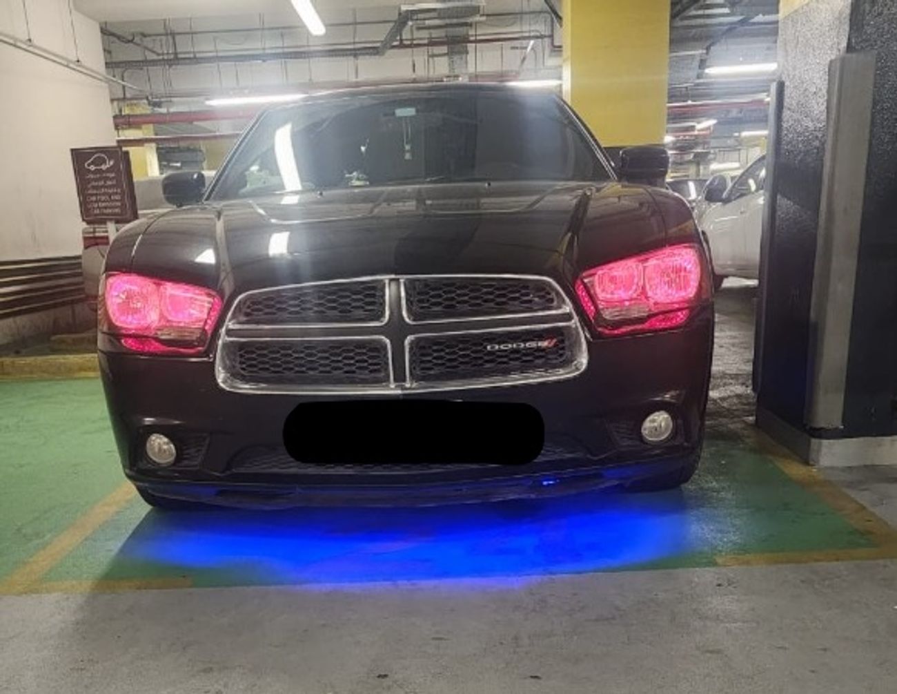 Dodge Charger SE