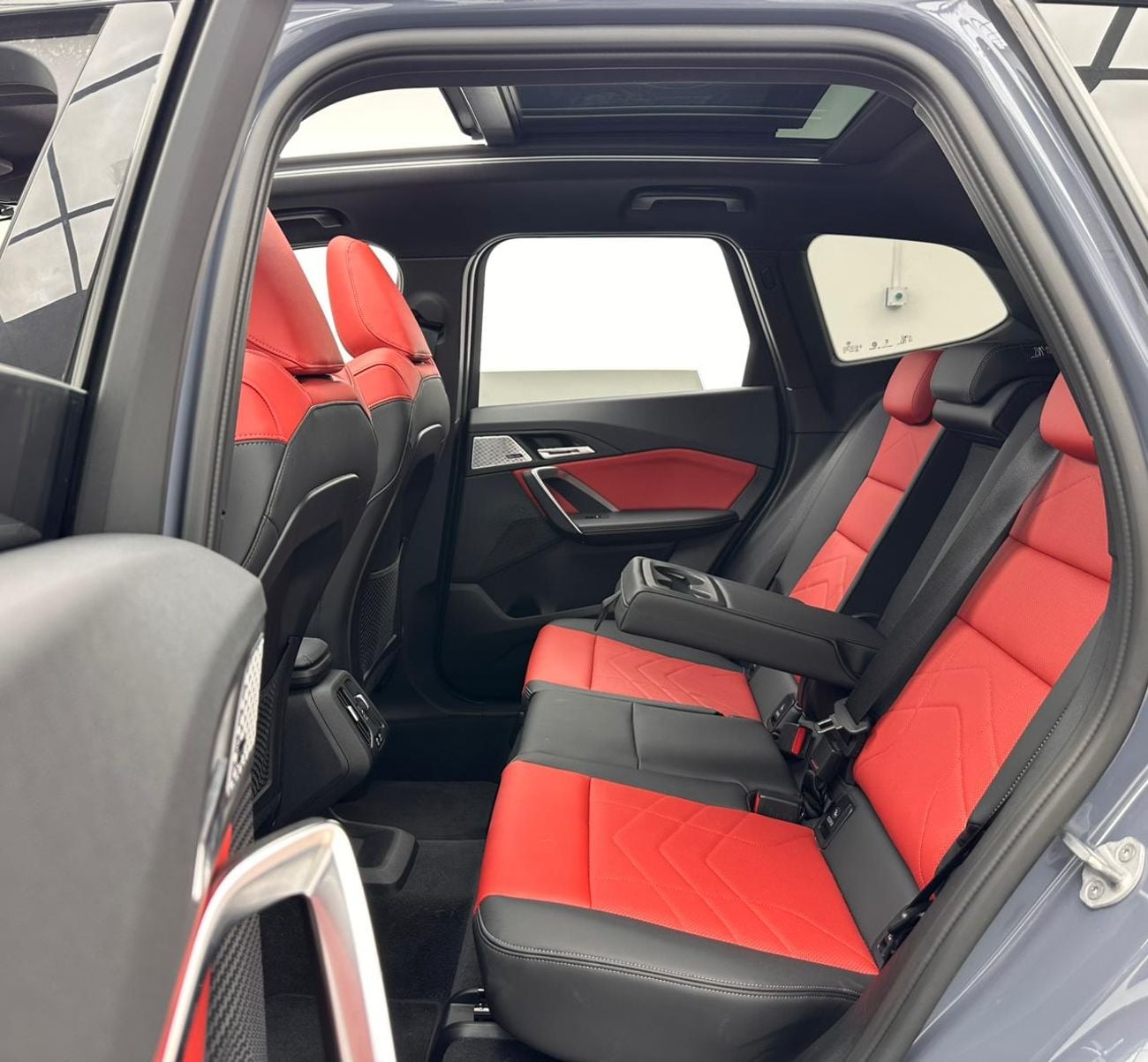 BMW X1 2024 BMW X1 xDrive20i M-Sport, Jan/2029 BMW Warranty + Service Contract, BMW Full Service History, G