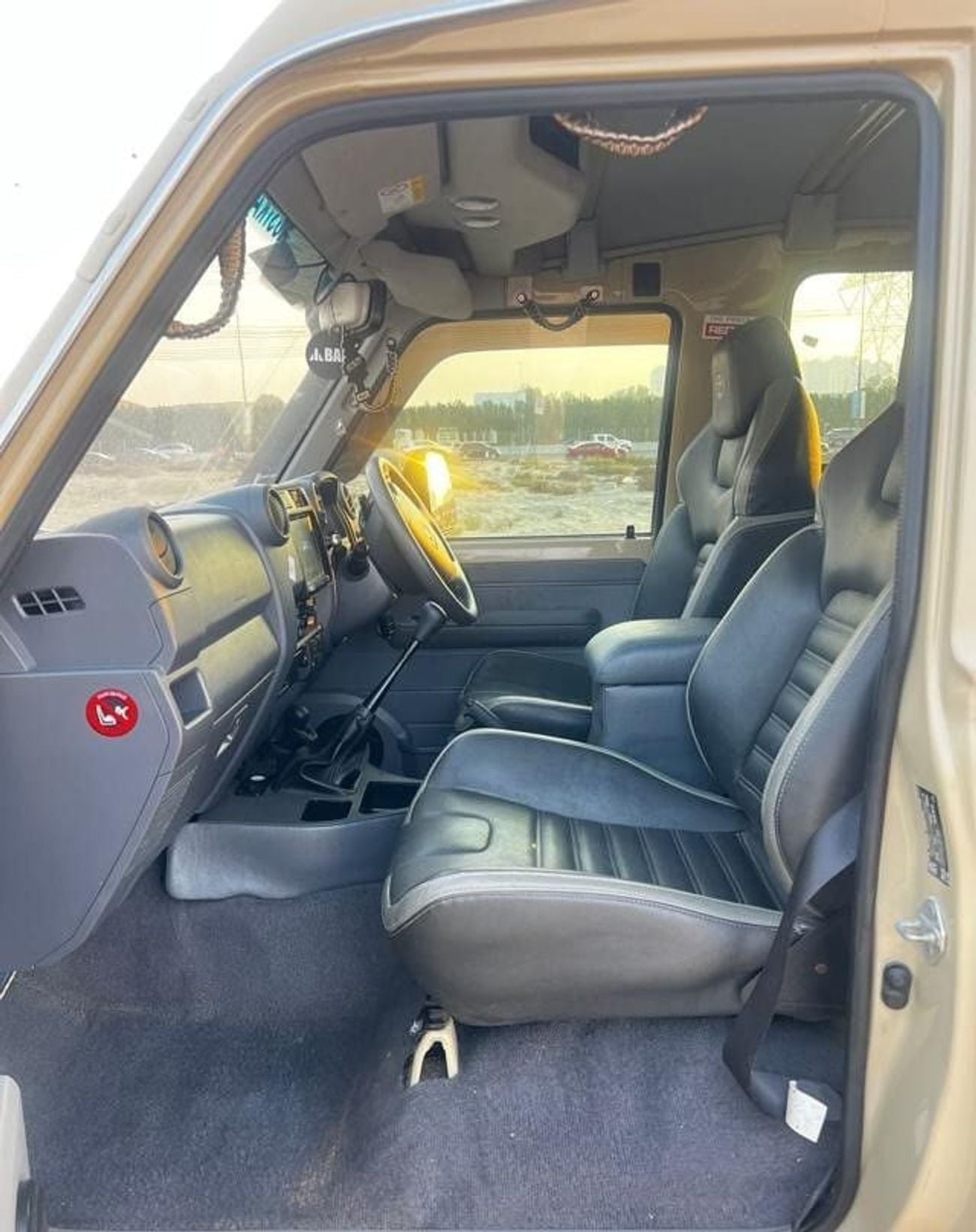 Toyota Land Cruiser 70 HARD TOP RIGHT HAND DRIVE DIESEL 4.5 LITER MANUAL GEAR