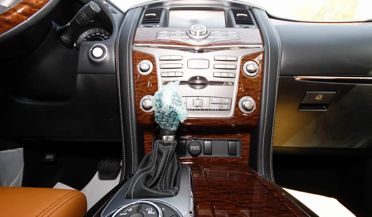 Nissan Patrol 2017 V6  Platinum  SE 4.0L 7 SPEED