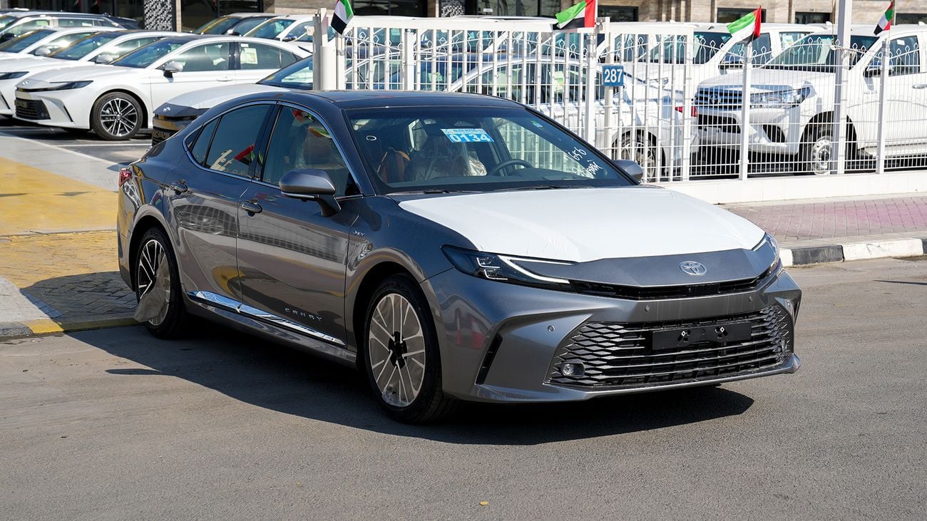 Toyota Camry 2.5 L Hybrid