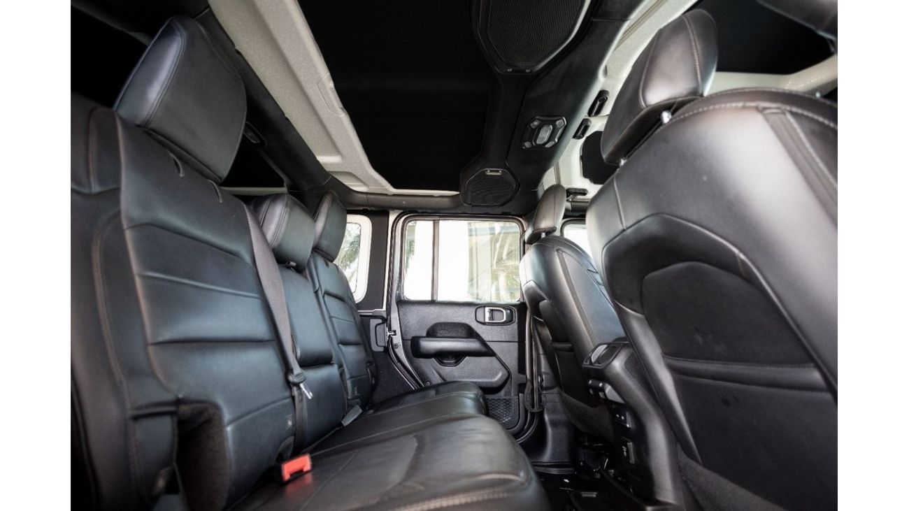 Jeep Wrangler Jeep Wrangler Unlimited Sahara Night Eagle Edition 2019 GCC under Warranty with Flexible Down-Paymen