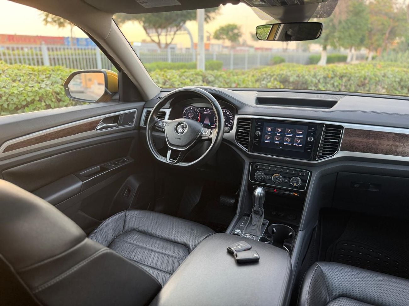 Volkswagen Teramont SEL VOLKS WAGEN TERAMONT SEL 2018 FULL OPTIONS PANORAMIC ROOF ORIGINAL PAINT 2 KEYS LIKE NEW