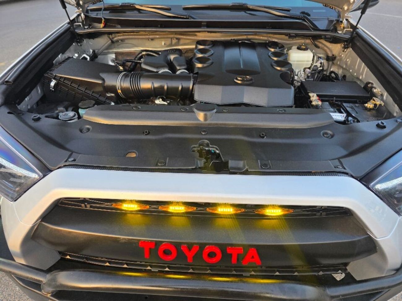 Toyota 4Runner 2019 Model TRD off Road 4x4 , leather and off road