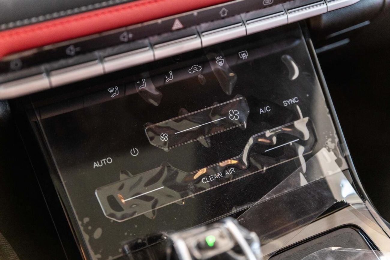 شيري تيجو 7 2026 CHERY TIGGO 7  1.5L SUV SQR7 150T FWD WHITE / BEIGE