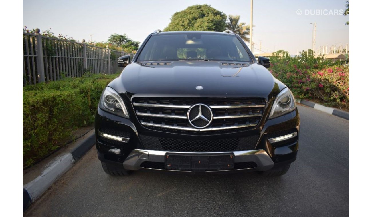 مرسيدس بنز ML 350 2014 - GCC Specs - Immaculate Condition