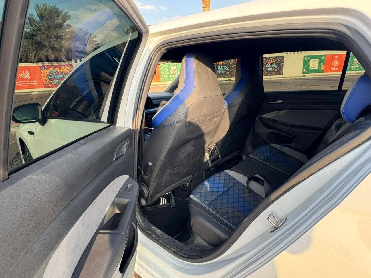 فولكس واجن جولف ار Base 2.0T