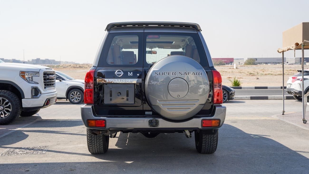 Nissan Patrol Super Safari