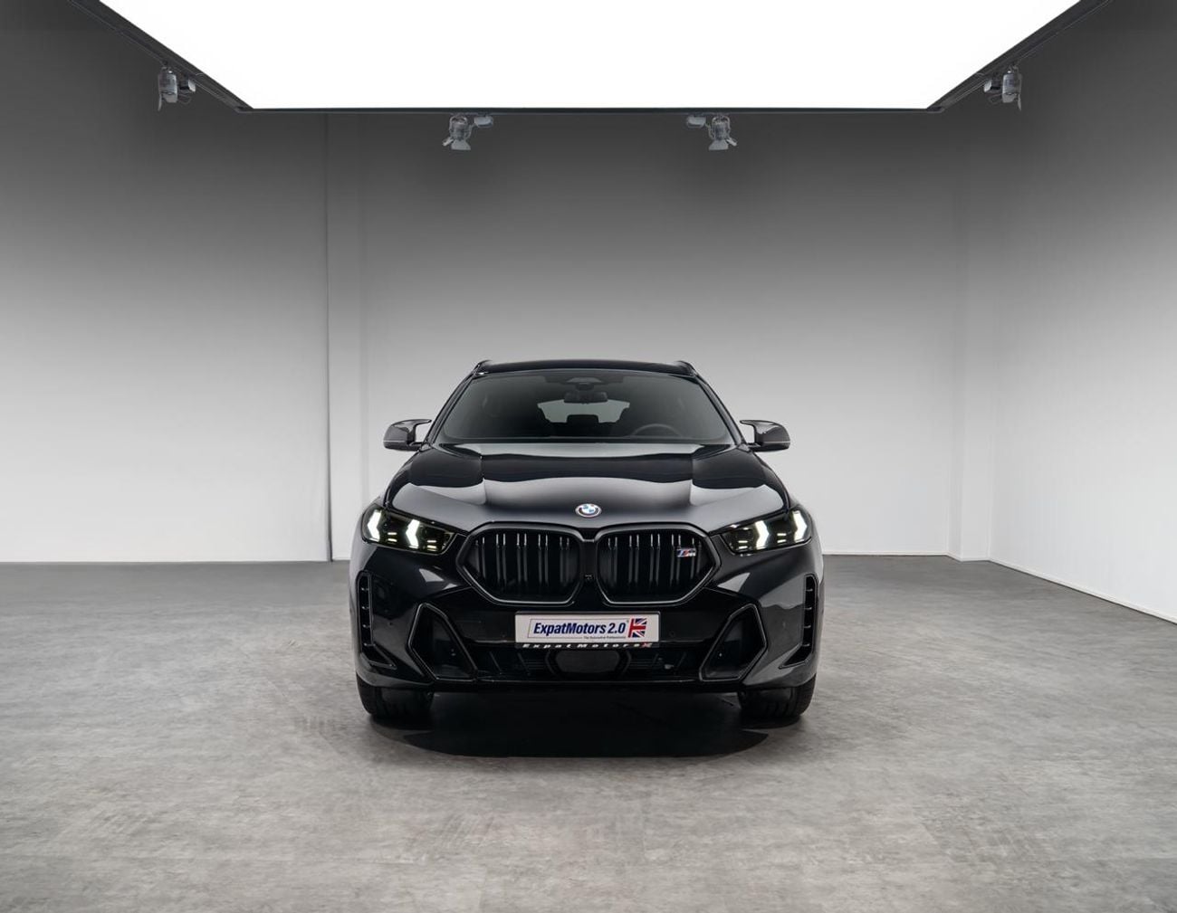 BMW X6 M60i