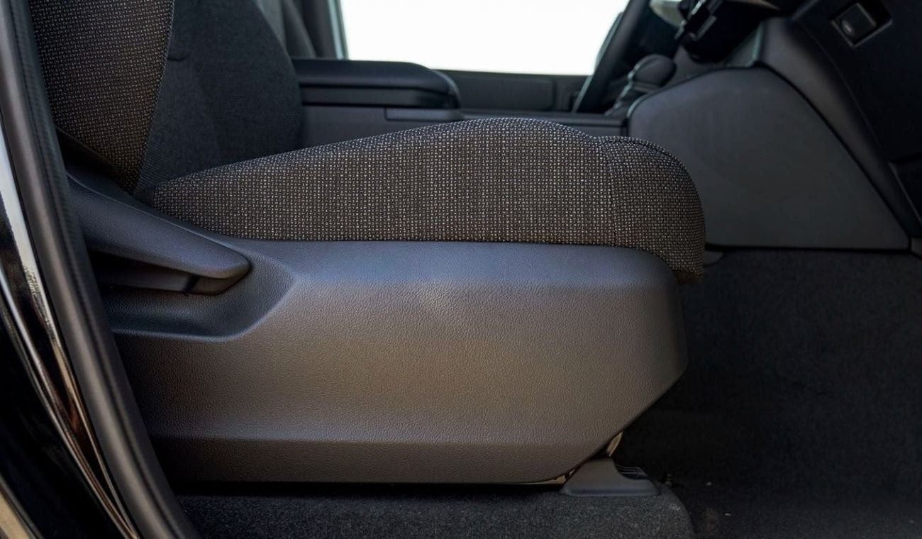 Toyota Prado (LHD) TOYOTA PRADO 250 TX 2.8D AT MY2025 - BLACK