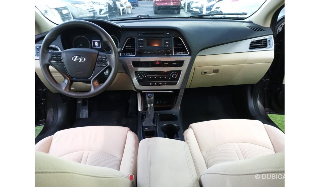 Hyundai Sonata 2015 model, cruise control, sensor wheels, in excellent condition, you do not need any expense