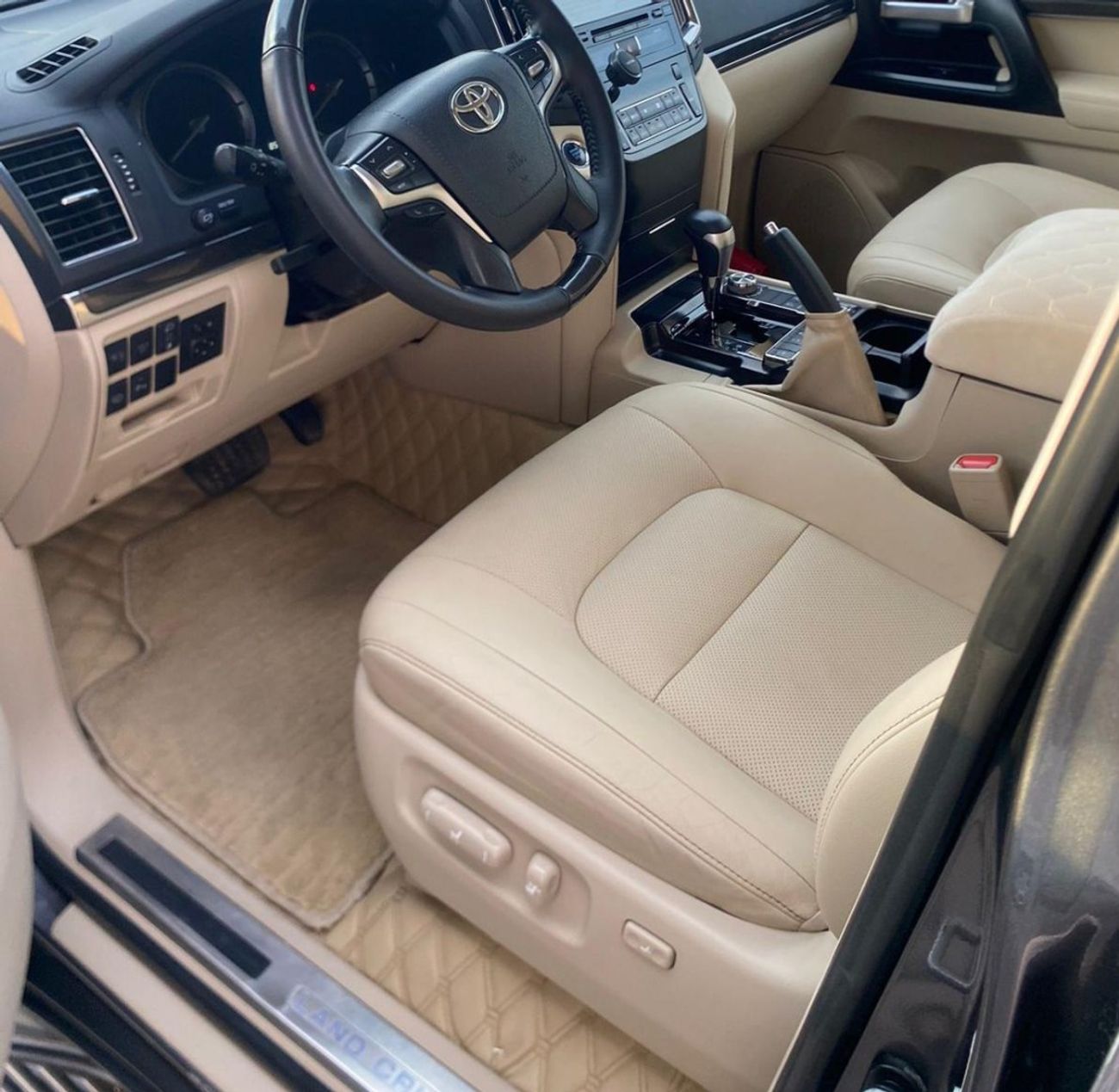 Toyota Land Cruiser Toyota Landcruiser GXR 2021 Diesel LHD V8 Full Option