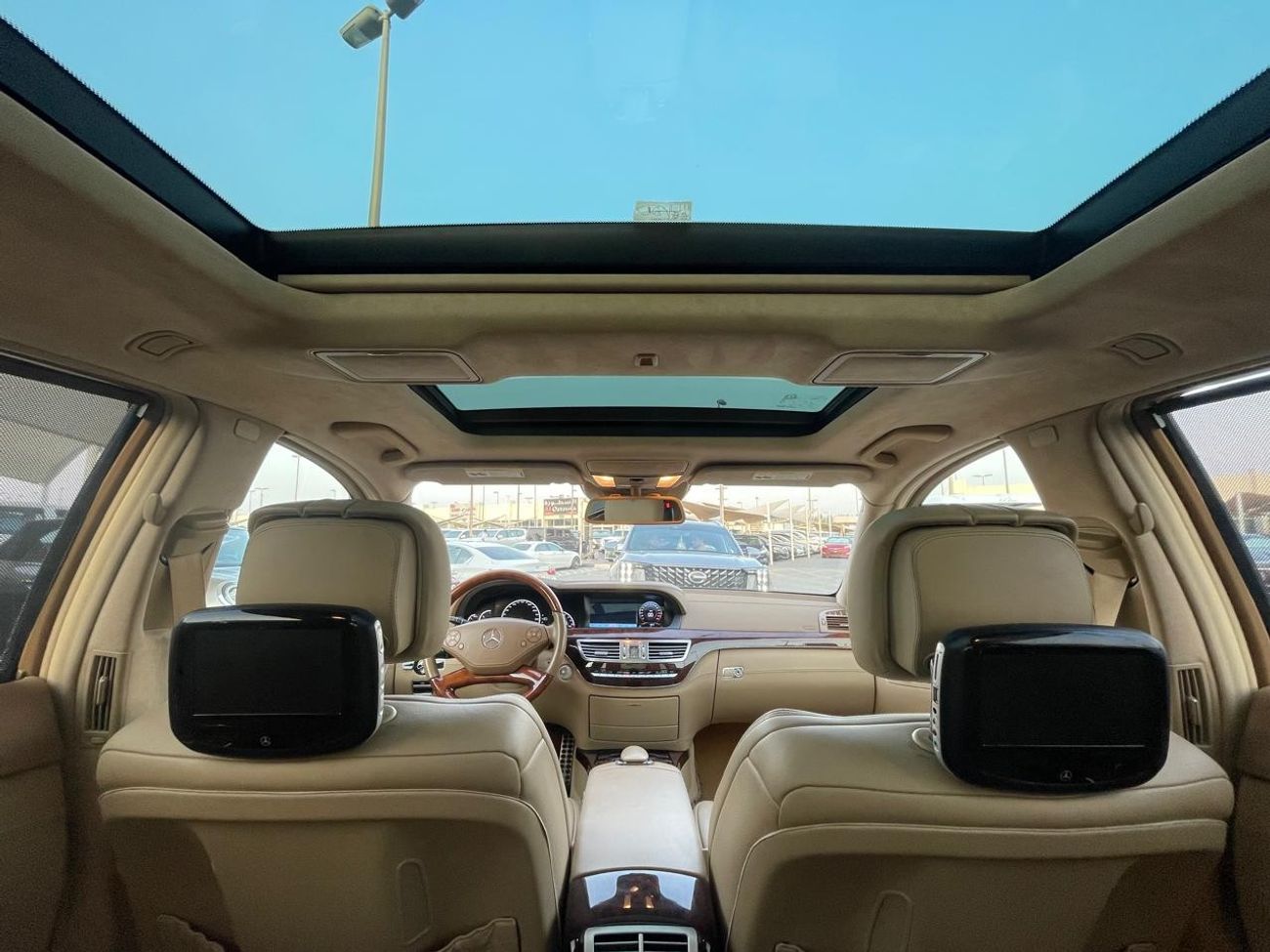 Mercedes-Benz S 63 AMG 35 Mercedes S63 AMG_American_2011_Excellent Condition _Full option