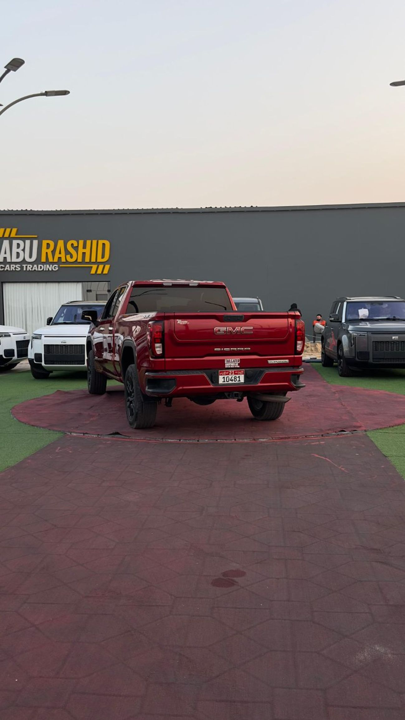 GMC Sierra 2.7T SLE Crew Cab (FWD)