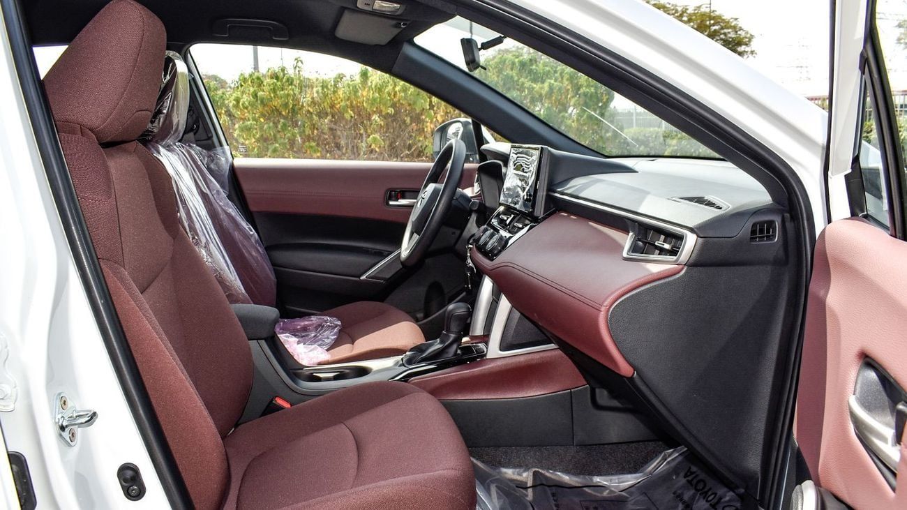 تويوتا كورولا كروس ECTAGR002 – 2025 Toyota Corolla Cross – 1.8L Petrol Auto – White
