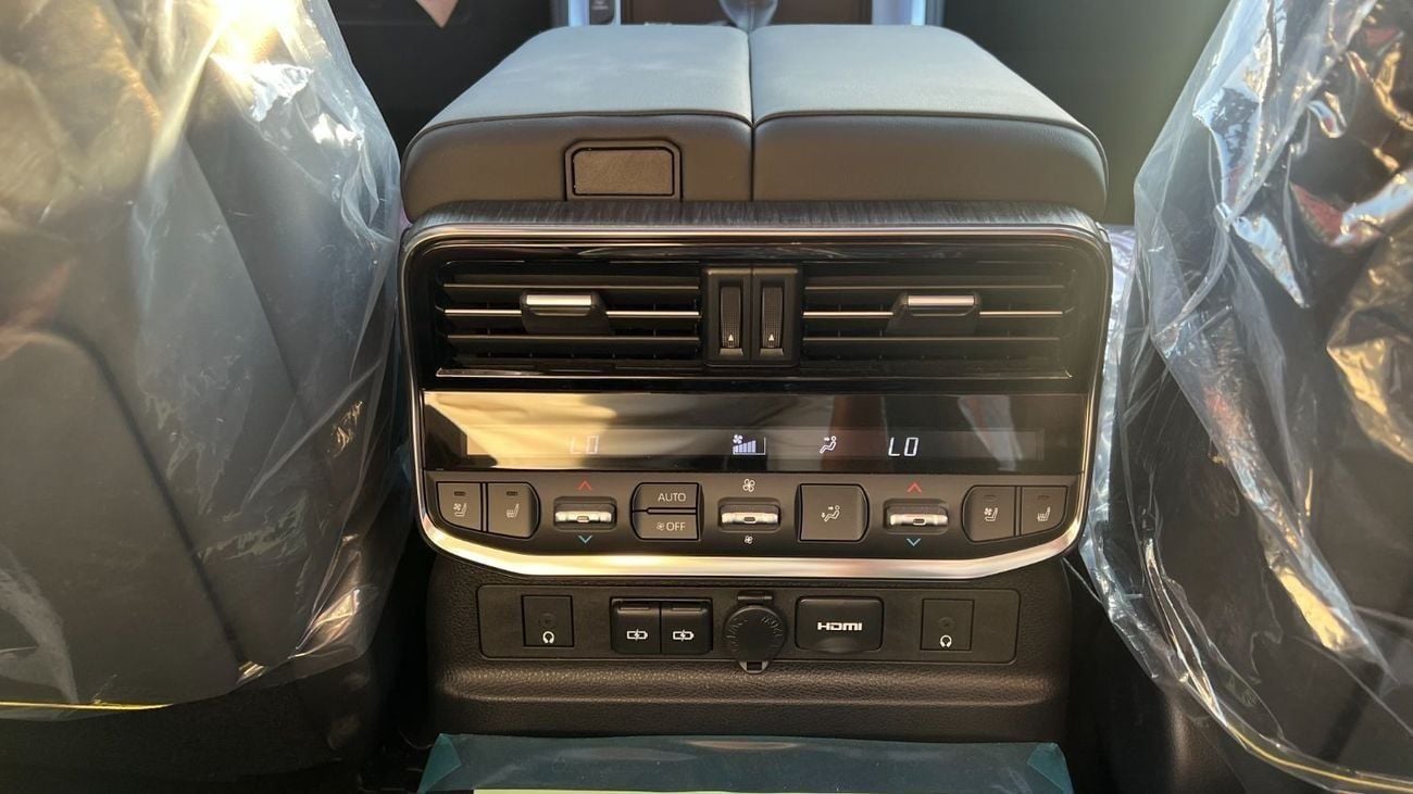 تويوتا لاند كروزر TOYOTA LAND CRUISER VXS 3.5TWIN TURBO HYBRID 2025 BRAND NEW